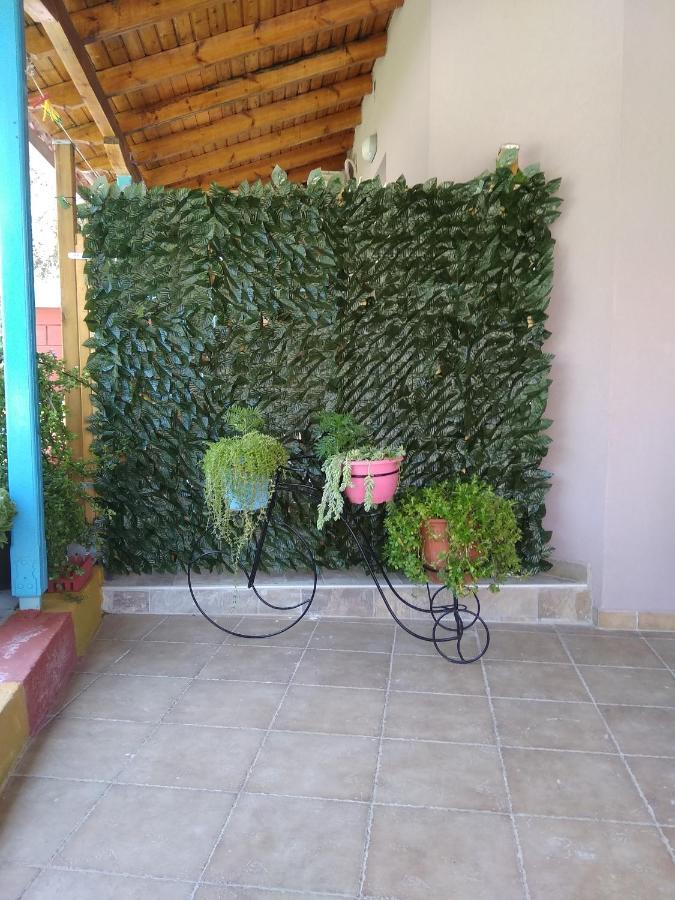 Valta'S Room 2 Paleros Exterior foto
